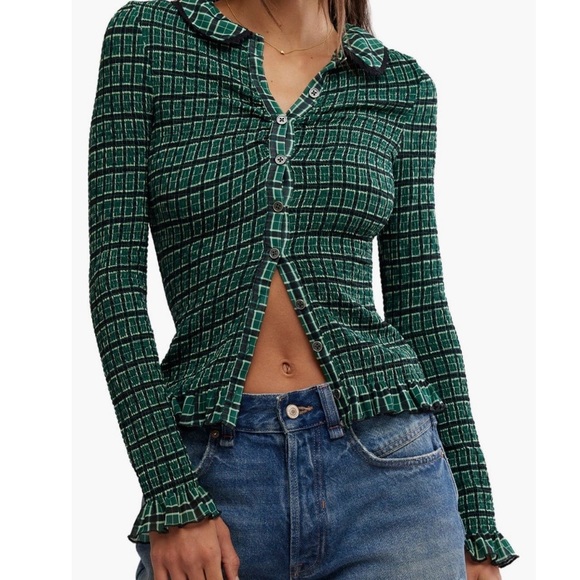 Free People Caught A Feeling Smocked
Button-Up Top Green - Picture 1 of 12